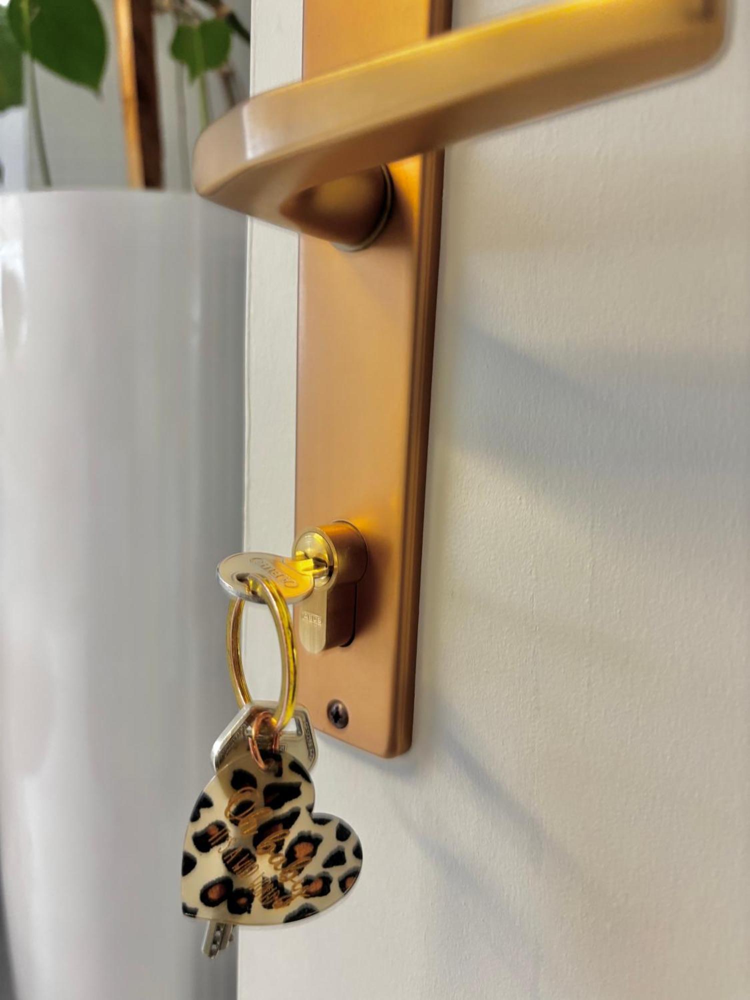 Lechtaler Alpenblick Landeck - Privatzimmer & Ferienwohnung Exterior foto